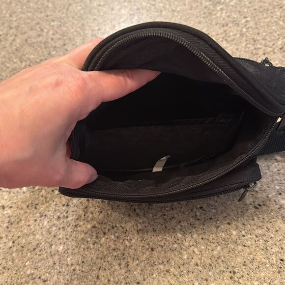 PACIFIC CONNECTIONS Vintage Fanny Pack - Picture 7 of 9